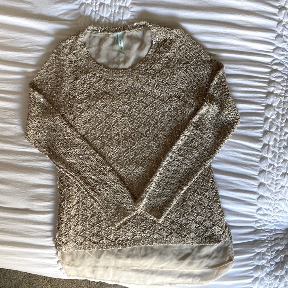 Sequence sweater size XS nude/beige/tan